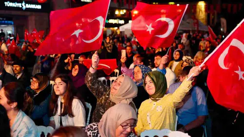 Ordu 15 Temmuz için meydanlara indi