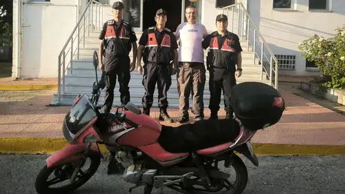 Edirne’de çalınan motosiklet jandarma operasyonuyla bulundu