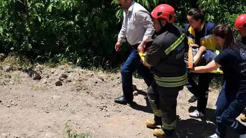 Konya'da kiraz toplarken 4 metreden kanala düştü