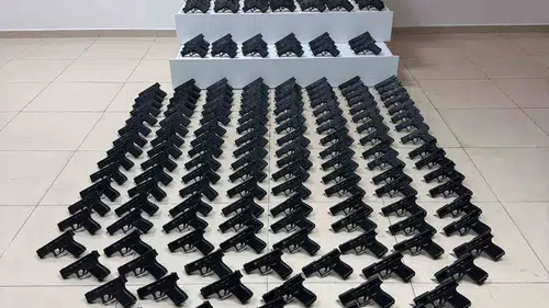 Konya’da kamyonet dolusu silah yakalandı