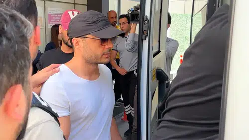 Ünlü isimlere uyuşturucu operasyonu: 5 kişi için tutuklama talebi