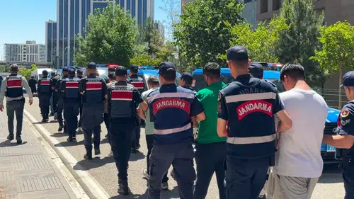 Yasa dışı bahis şebekesine üç ilde jandarma darbesi