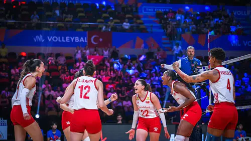 Filenin Sultanları Kanada engelini aştı ve yarı finale adını yazdırdı