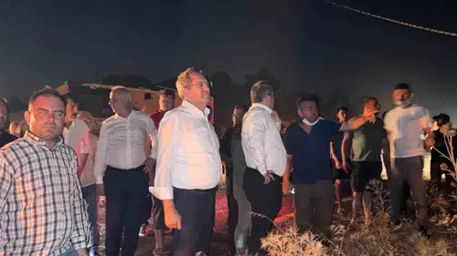 Balıkesir ormanlarındaki yangın ikinci gününde kontrol altına alınmaya çalışılıyor