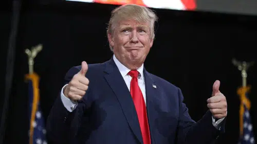 Trump'ın portresi: ABD'de yasal kriz ve hatıra para polemiği