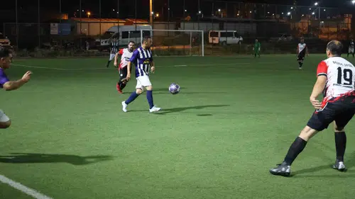 Hatay sahalarında 40 yaş üstü futbol heyecanı devam ediyor