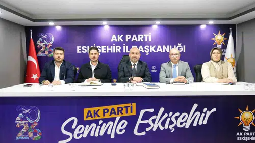Eskişehir AK Parti teşkilatı seçim sonrası rotasını belirlemek için toplandı