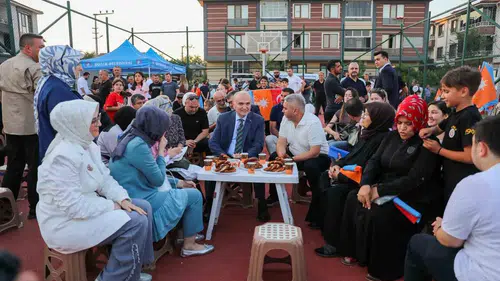 Düzce Belediye Başkanı Faruk Özlü mahalleliyle buluştu