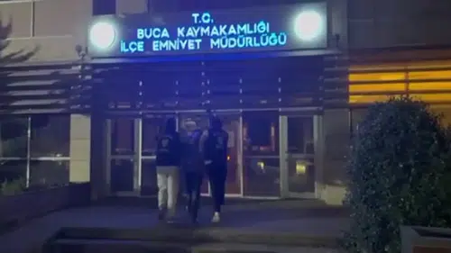 İZBAN çıkışında kıskıvrak yakalandı