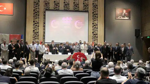 Karacabey MHP'de Mehmet Mahken ile yola devam kararı