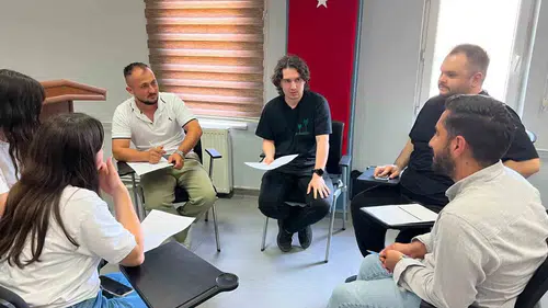 Düzce’de tezgahtarlar yeni nesil mağazacılık eğitimiyle uzmanlaşıyor