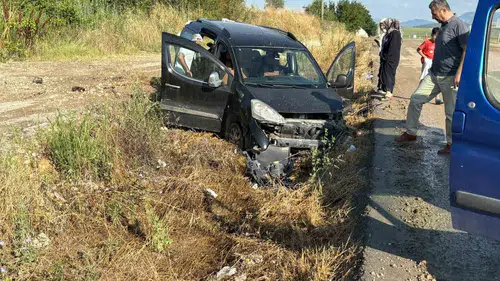 Samsun Vezirköprü'de trafik kazası 5 kişi yaralandı