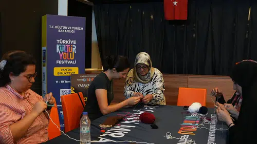 Van on gün boyunca sanat ve müzikle hareketlenecek