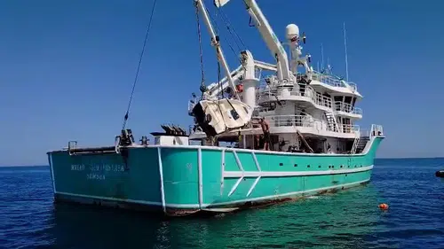 Samsun açıklarında batan tekne bulundu kayıp bir kişiye ulaşılmaya çalışılıyor