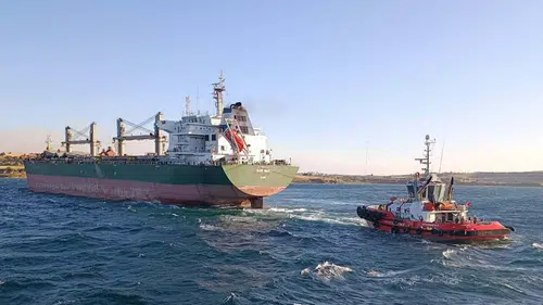 Çanakkale Boğazı dev gemi yüzünden çift yönlü trafiğe kapatıldı