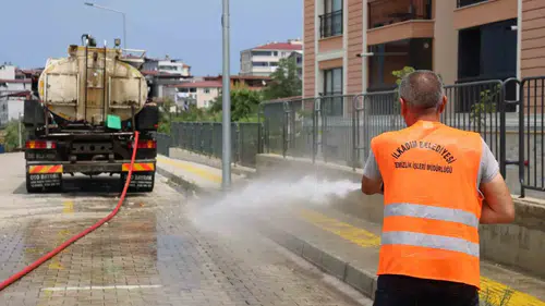 İlkadım sokakları temizlik mesaisine girdi