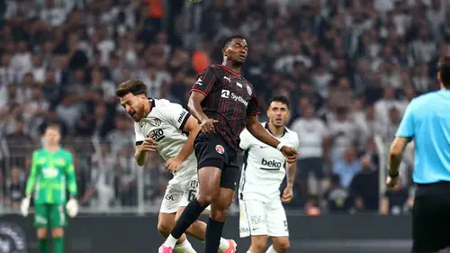 Beşiktaş Avrupa yolunda Midtjylland karşısında ter döküyor