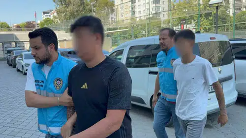 Samsun’da büfeyi ateşe veren iki genç yakalandı