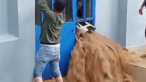 Kastamonu Cide'de sağanak felaketi Çay taştı yollar kapandı