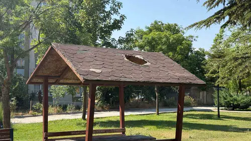 Eskişehir’deki parkta gizemli delik