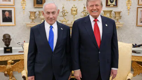 Trump ve Netanyahu Washington'da masaya oturdu