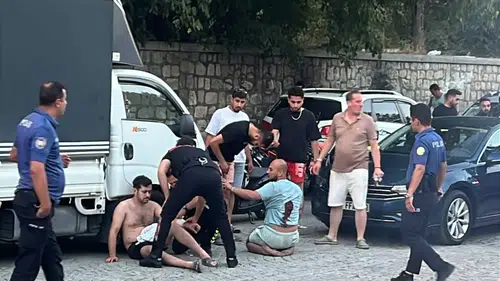 Kağıthane'de trafik kavgası kanlı bitti 4 yaralı