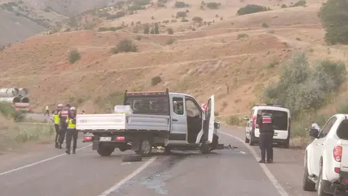 Sivas Divriği yolunda feci kaza 1 kişi hayatını kaybetti