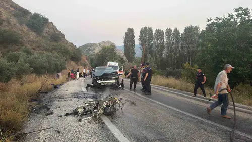 Bilecik'te otomobil ve motosiklet çarpıştı 1 ölü 2 yaralı