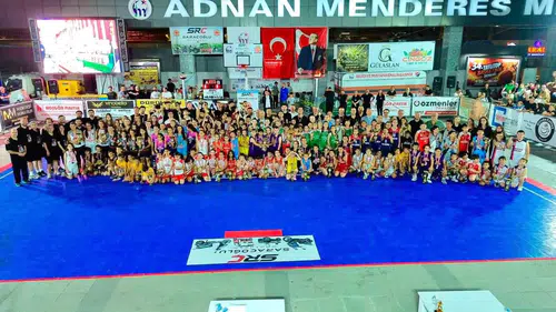 Bursa'da 34 yıllık basketbol geleneği coşkuyla sona erdi