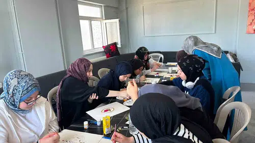 Zonguldaklı gençler ekran bağımlılığını geleneksel sanatla aşıyor