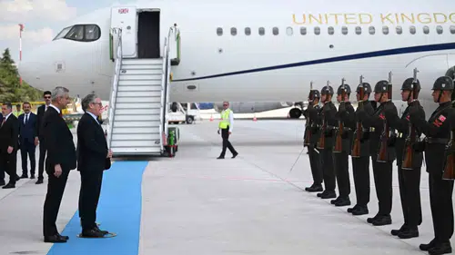 İngiliz ve Karadağlı liderler NATO zirvesi için Ankara’da