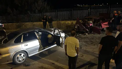 Sivas'ta gece yarısı kaza 6 kişi hastanelik oldu