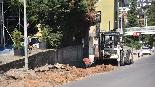 Başiskele Cumhuriyet Caddesi baştan aşağı yenileniyor