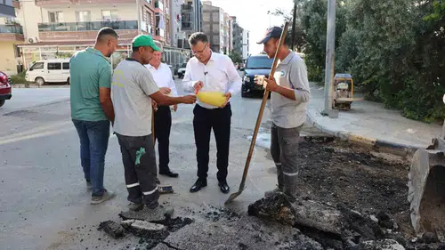 Başkan Öküzcüoğlu işçilere çocukluk hatırası limonatayı ikram etti