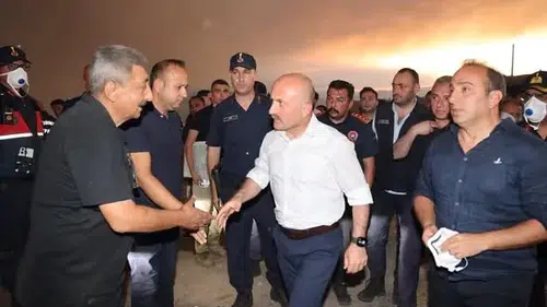 Aydın Çine’de orman yangını mahallelere dayandı