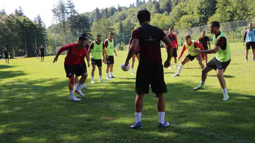 Karagümrük yeni sezon için Bolu’nun serin havasına güvendi