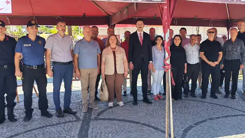Germencik 15 Temmuz ruhunu fotoğraflarla meydanda yaşatıyor