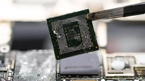 Huawei ambargoyu yeni çip tasarımıyla aşmayı planlıyor