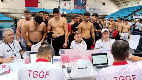 Kırkpınar er meydanına çıkacak pehlivanlar belli oldu