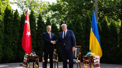 Hakan Fidan Kiev'de kritik diplomasi trafiğine başladı