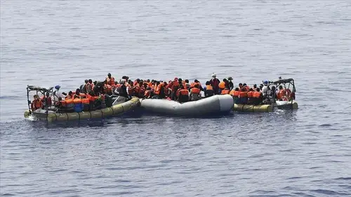 Umuda yolculuğa Sahil Güvenlik engeli: 80 kişi kıskıvrak yakalandı