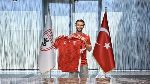 Samsunspor’un yeni İskoçyalı yıldızı: Orta sahaya 4 yıllık imza