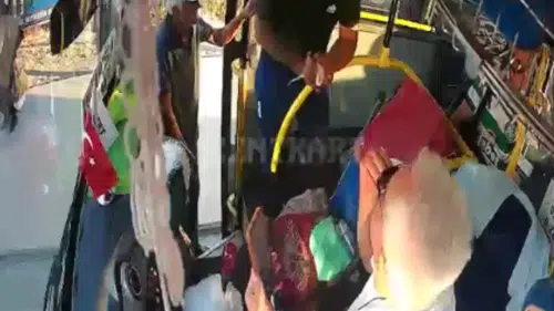 Kocaeli’de yolcu indirme kavgası Şoföre ağza alınmayacak hakaretler