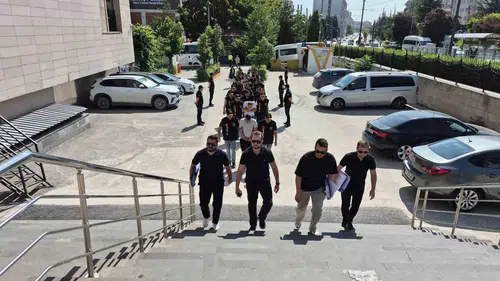 İnternetten yüksek kazanç vaadiyle 4 ilde büyük vurgun