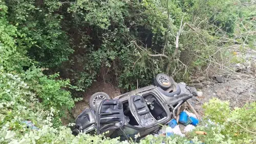 Hatay'da dereye uçan araçta 7 kişi yaralandı