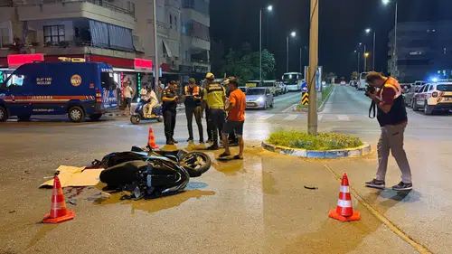 Alanya'da motosiklet kazası 17 yaşındaki genç ağır yaralandı