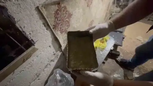 Sakarya’da evde uyuşturucu imalatına polis baskını