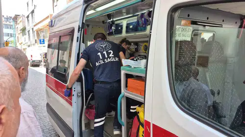 Eskişehir’de hamamda fenalaşan vatandaşa uzun süreli müdahale