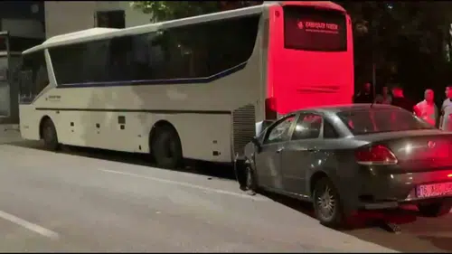 Bursa'da alkollü sürücü dehşeti Otobüse çarpan araçta iki kişi ağır yaralandı