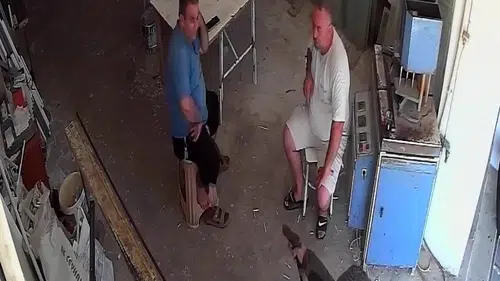 Adana'da atölyedeki ustaya motosikletli saldırı